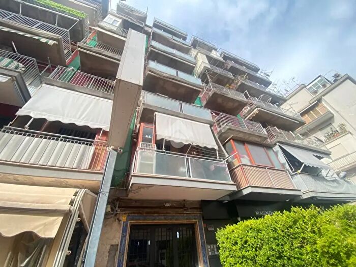 Appartamento trilocale in vendita in Strettola S Anna alle Paludi, Napoli