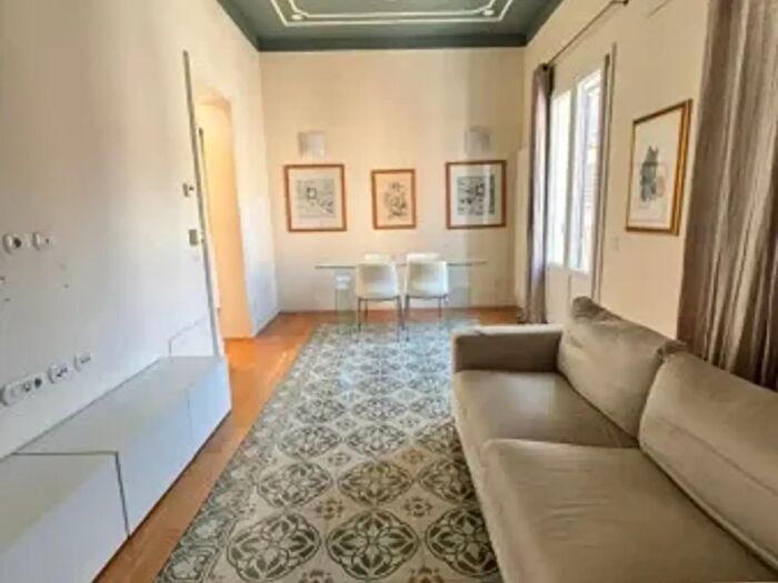 Appartamento con 5 locali in affitto in Via Isidoro La Lumia, Palermo