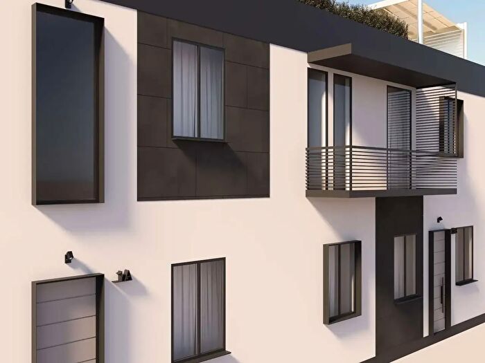 Appartamento trilocale in vendita in Via della Giovane Italia, Cagliari