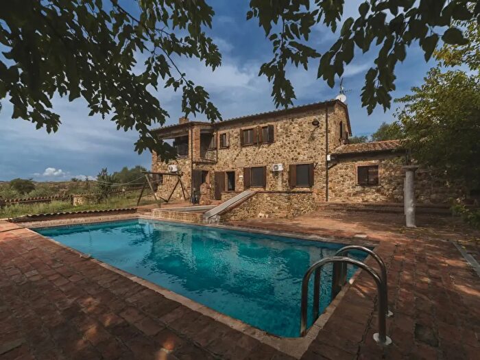 Casa con 7 locali in vendita in Sp, Roccastrada