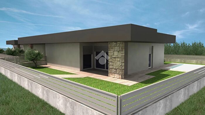 Casa quadrilocale in vendita in Via Don G Tinti, Dello