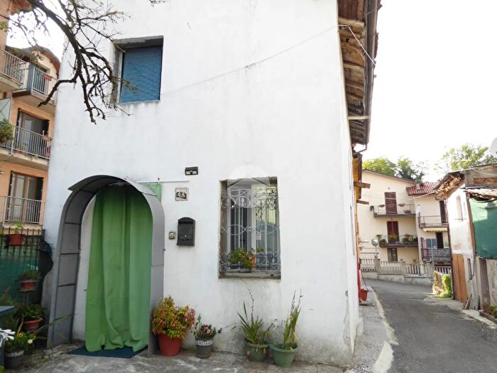 Casa bilocale in vendita in Via Vena, Stradella