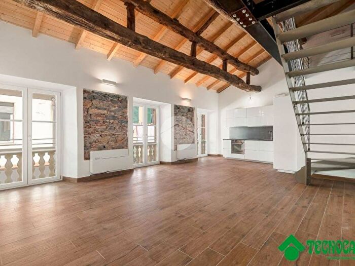 Case in Vendita e in Affitto - 3