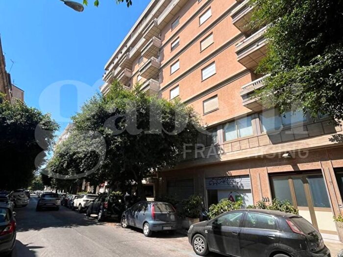 Appartamento quadrilocale in affitto in Via Pietro D'Asaro, Zisa, Palermo