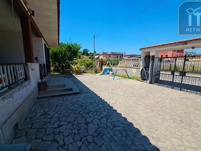Casa con 7 locali in vendita in Via Mare del Nettare, Ardea