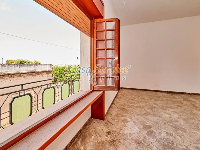 Casa con 7 locali in vendita in Viale delle Rimembranze, Matino