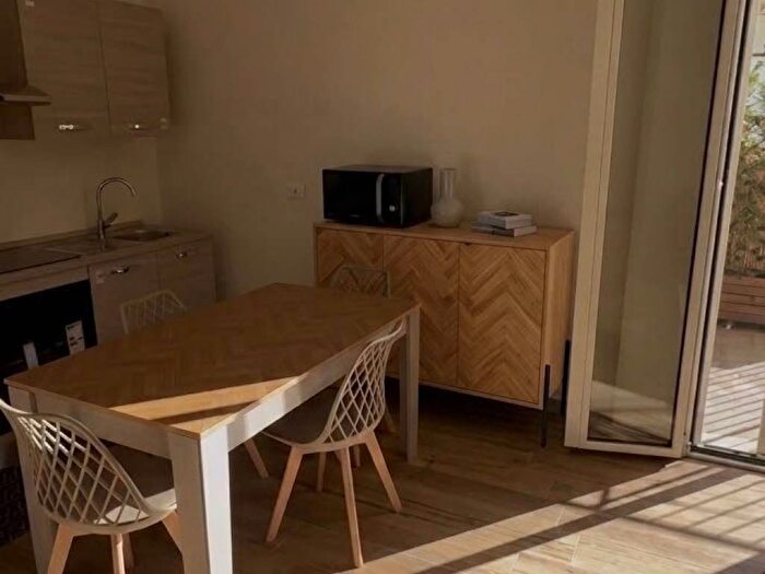 Appartamento trilocale in affitto in Via Nicola Tagliaferri, Novoli, Firenze