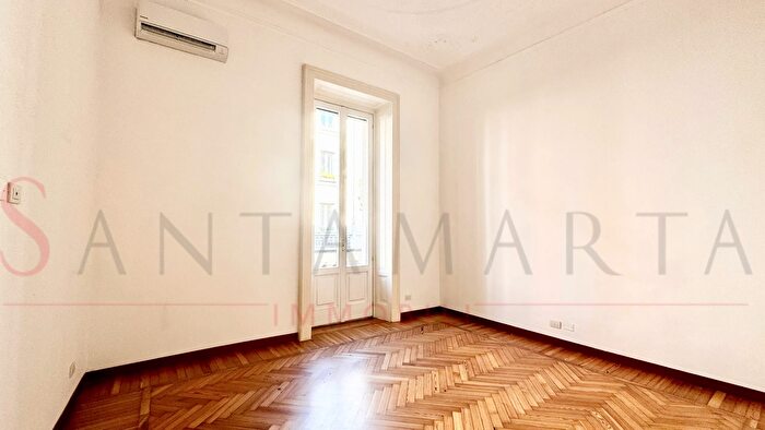 Appartamento quadrilocale in affitto in Via Spartaco, Milano