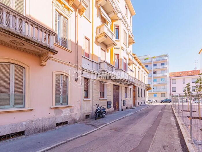 Appartamento quadrilocale in vendita in Via Lucrezia De Bastici, Vigevano