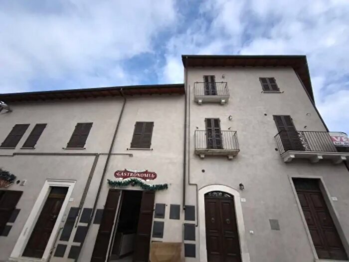 Appartamento quadrilocale in affitto in Corso Sallustio, Pizzoli