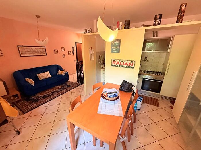 Appartamento trilocale in vendita in Via del Risorgimento, Sesto Fiorentino