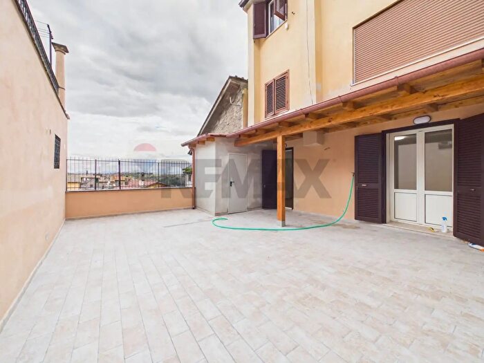 Appartamento bilocale in vendita in Vicolo del Moro, Campagnano Di Roma