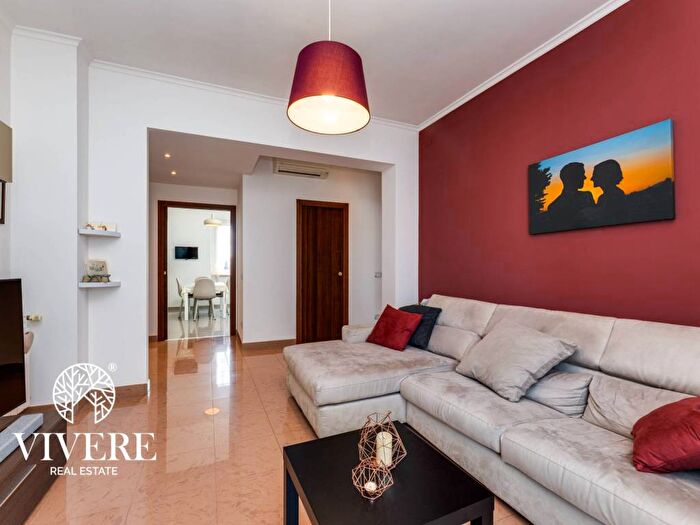 Appartamento con 5 locali in affitto in Via dello Scalo Prenestino, Villa Gordiani, Roma