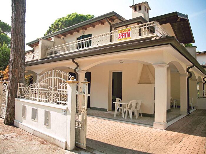 Casa quadrilocale in affitto in Via Donato Bramante, Lido di Spina, Comacchio