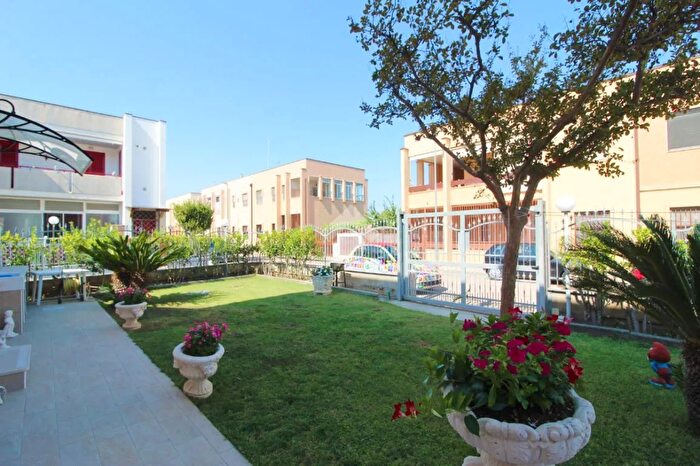 Appartamento trilocale in vendita in Via dei Tulipani, Campomarino