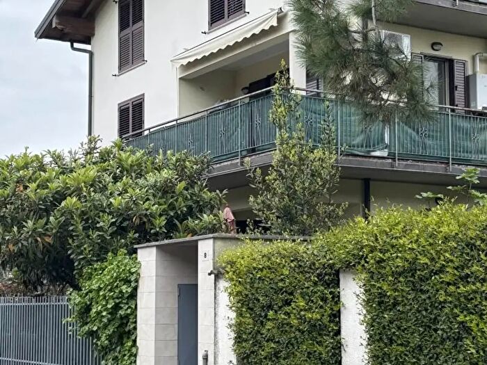 Appartamento quadrilocale in vendita in Via Volturno, Settimo Milanese