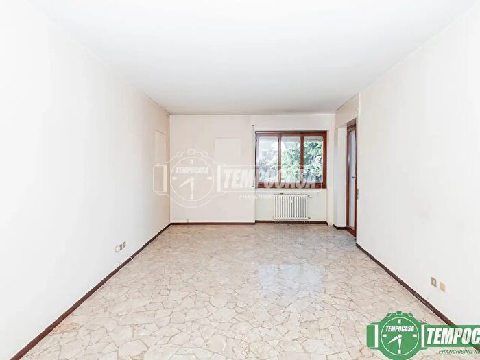 Appartamento bilocale in vendita in Via XV Martiri, Vimodrone