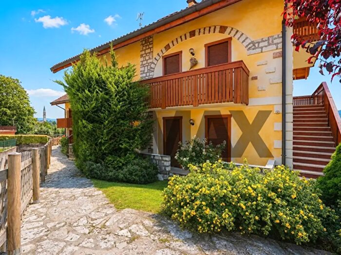 Appartamento quadrilocale in vendita in Roana