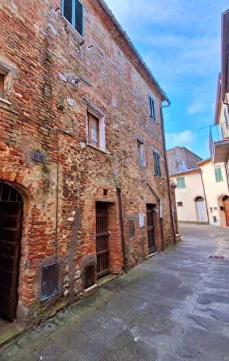 Casa quadrilocale in vendita in Via del Teatro San Casciano dei Bagni, San Casciano Dei Bagni