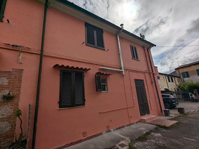 Appartamento bilocale in vendita in Pisa