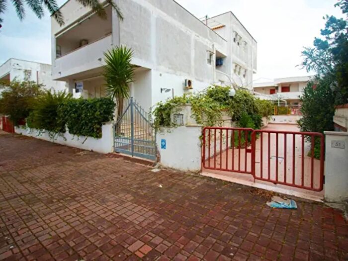 Appartamento bilocale in vendita in Viale Pietra Maura, Lesina