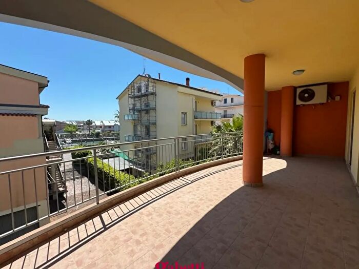 Appartamento trilocale in vendita in Via Caboto, San Salvo