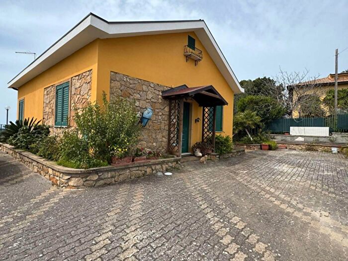 Casa quadrilocale in vendita in Sp Caltanissetta, Caltanissetta