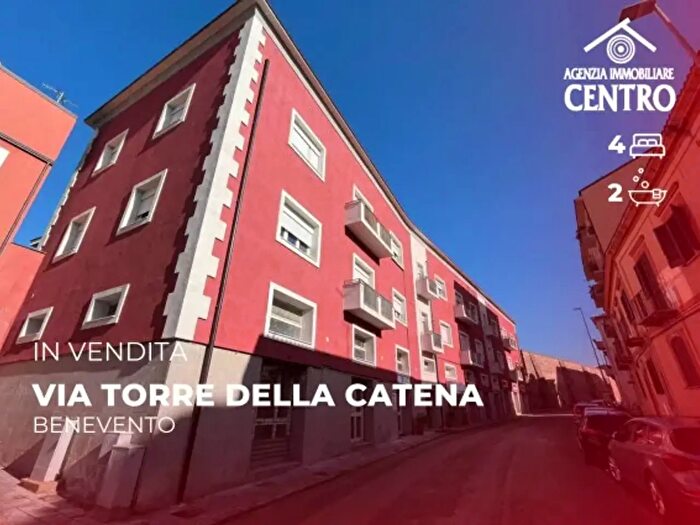Appartamento con 5 locali in vendita in Via Torre della Catena, Benevento
