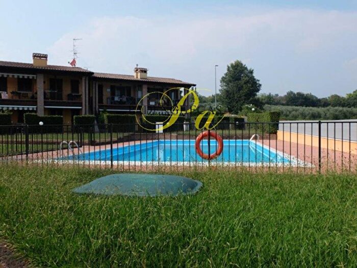 Appartamento bilocale in affitto in Via Borrine, Polpenazze del Garda