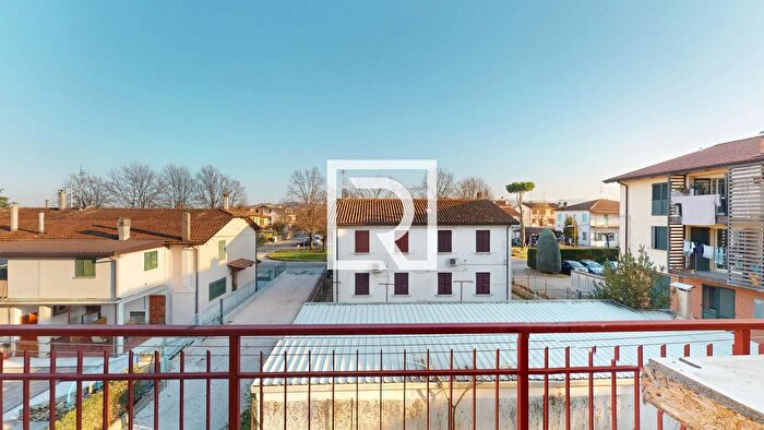 Appartamento trilocale in vendita in Faenza