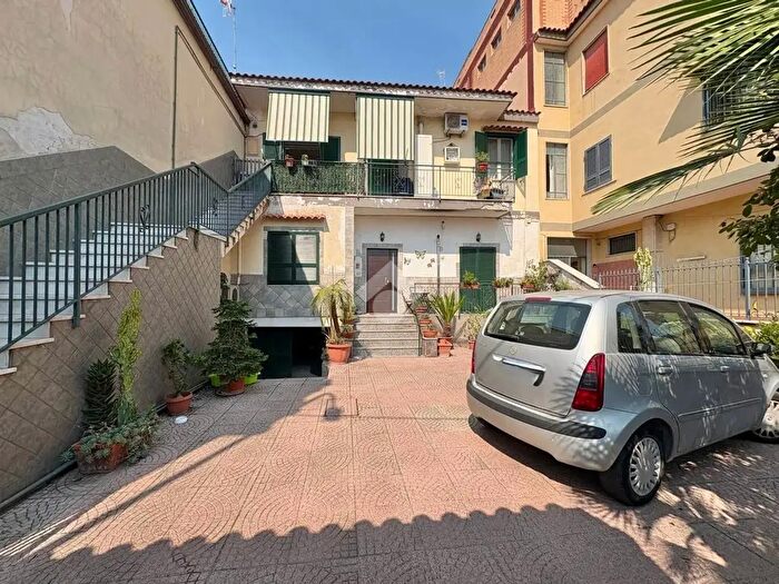 Appartamento trilocale in vendita in Via Aldo Moro, Arzano