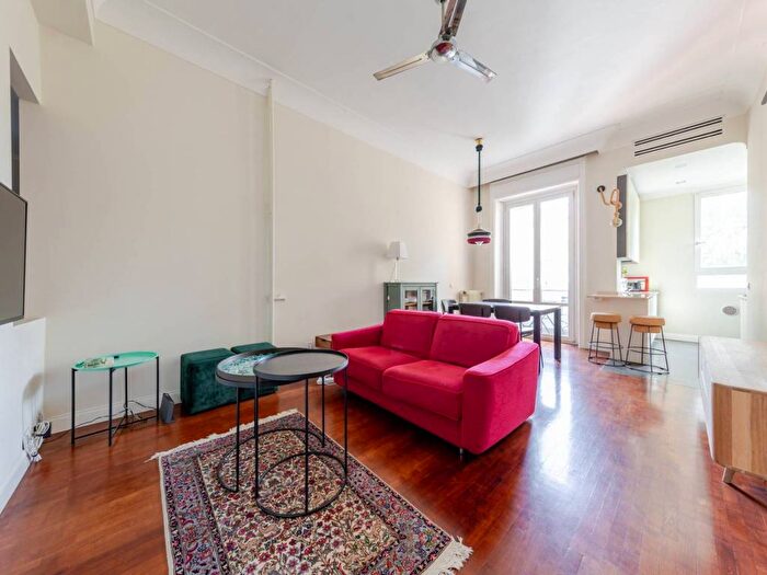 Appartamento trilocale in affitto in Via Vincenzo Foppa, Solari, Milano