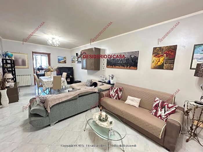 Appartamento con 5 locali in vendita in Via La Rocca Padre G Ficarazzi Pa, Ficarazzi