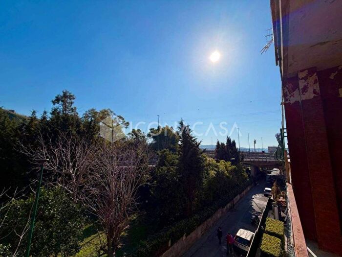 Appartamento trilocale in affitto in Via Vicinale Croce di Piperno, Soccavo, Napoli