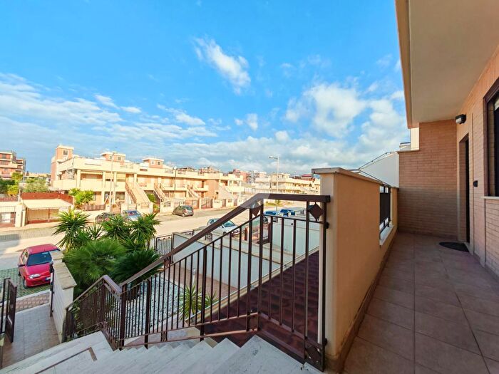 Appartamento con 6 locali in vendita in Via Francia, Manfredonia