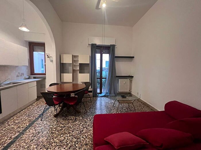 Appartamento con 5 locali in affitto in Via Palanzone, Bicocca Niguarda, Milano