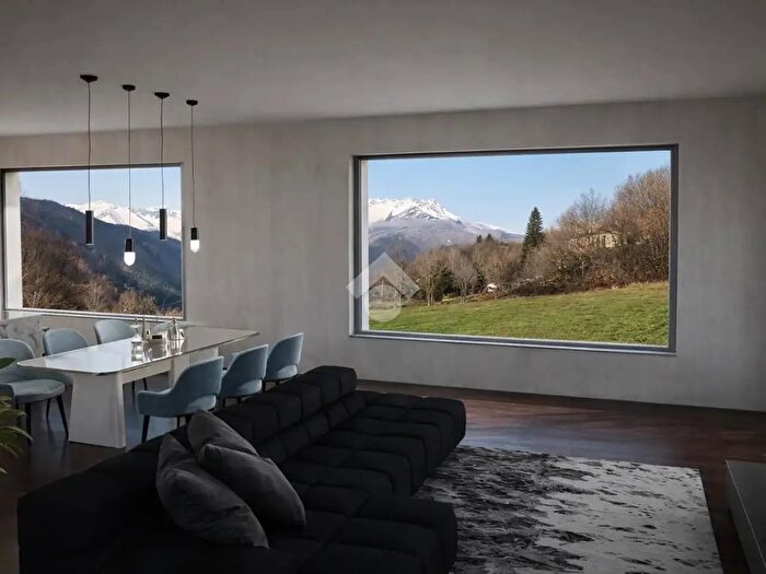 Casa quadrilocale in vendita in Borgata Combacalda, Giaveno