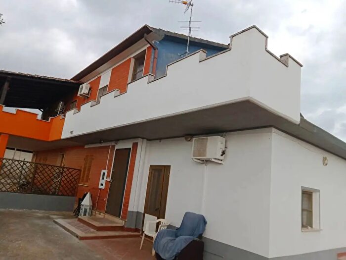 Casa quadrilocale in vendita in Via Migliara B, Sezze