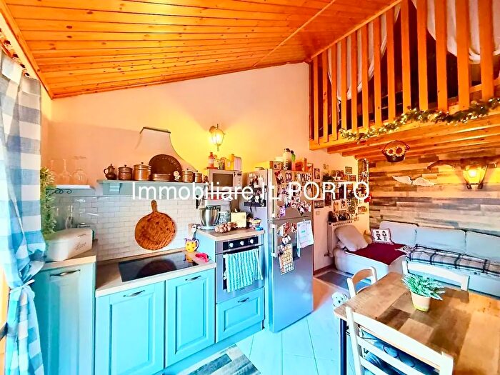 Appartamento trilocale in vendita in Comacchio