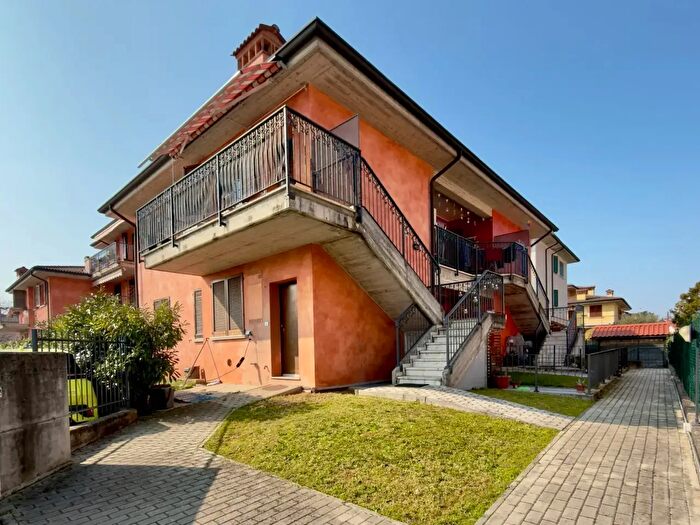 Appartamento bilocale in vendita in Via N Castellini, Rezzato