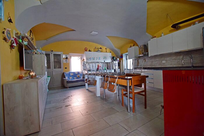 Casa con 5 locali in vendita in Via Verdino, Magliano Alpi