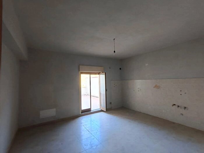 Appartamento con 7 locali in vendita in Via Nazionale Terme Vigliatore, Terme Vigliatore