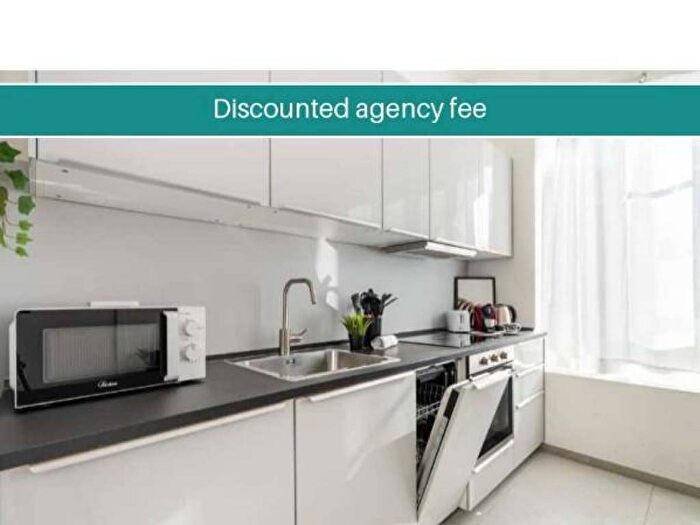Appartamento bilocale in affitto in Via Costantino Baroni, Gratosoglio, Milano