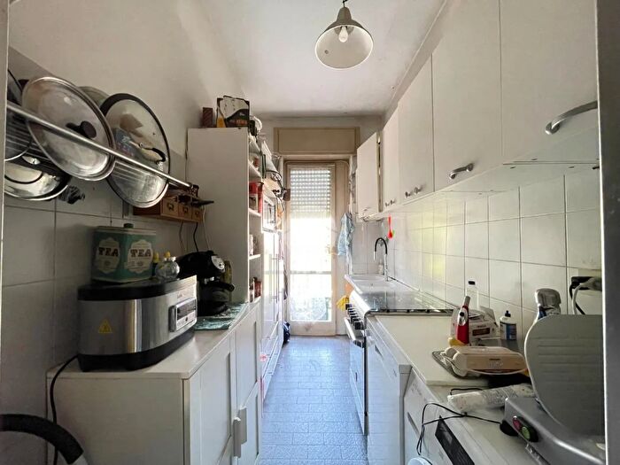 Appartamento trilocale in vendita in Via Amalfi, Brescia