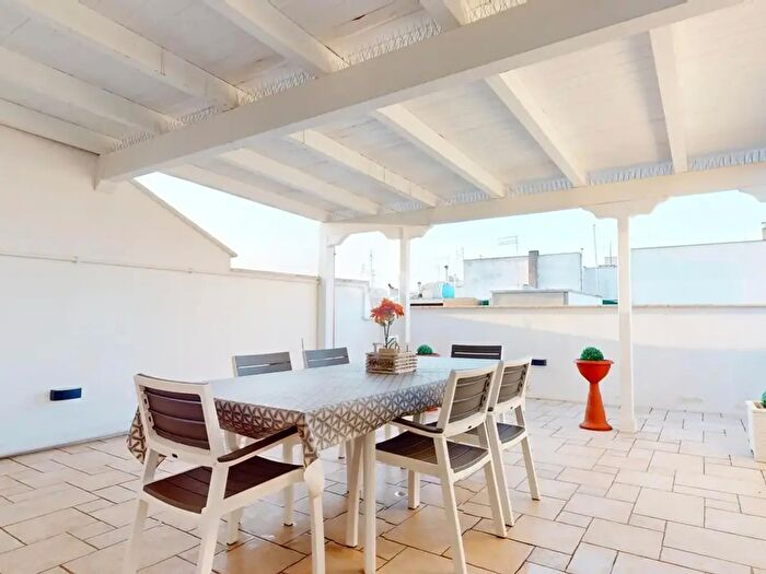 Casa con 6 locali in vendita in Via Santa Cesarea, Francavilla Fontana