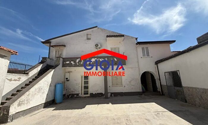 Appartamento in vendita in Corso Garibaldi Falciano del Massico Campania, Falciano Del Massico