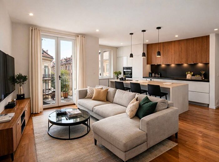 Appartamento trilocale in affitto in Via Roma, Torino