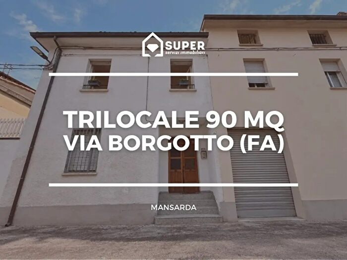 Appartamento trilocale in vendita in Via Borgotto, Faenza