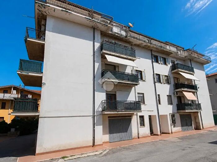Appartamento trilocale in vendita in Via S Rocco, San Vito Chietino