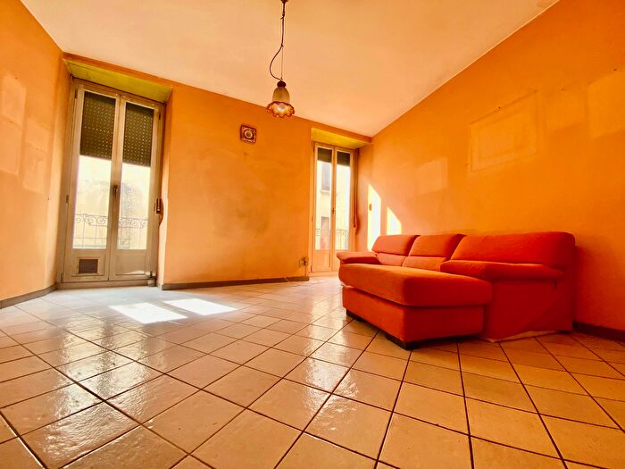 Appartamento trilocale in vendita in Vicolo Torre, Barzano